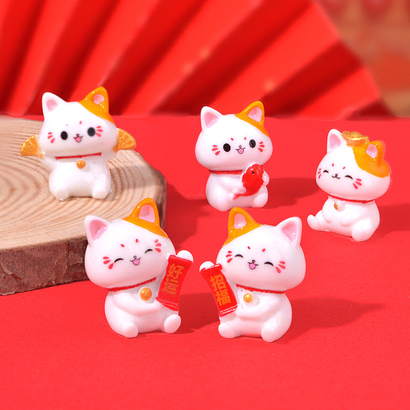 Micro Landscape Ornaments Cute Lucky Cat Resin Crafts Car Center Console Decoration Home Decoration Gifts