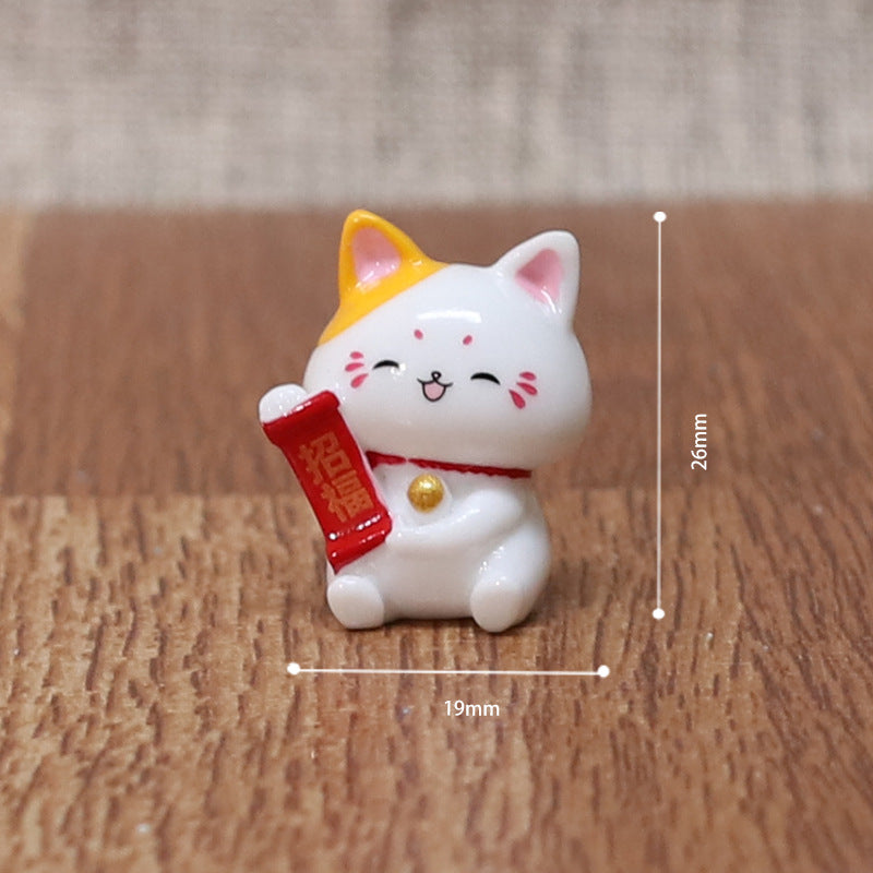 Micro Landscape Ornaments Cute Lucky Cat Resin Crafts Car Center Console Decoration Home Decoration Gifts