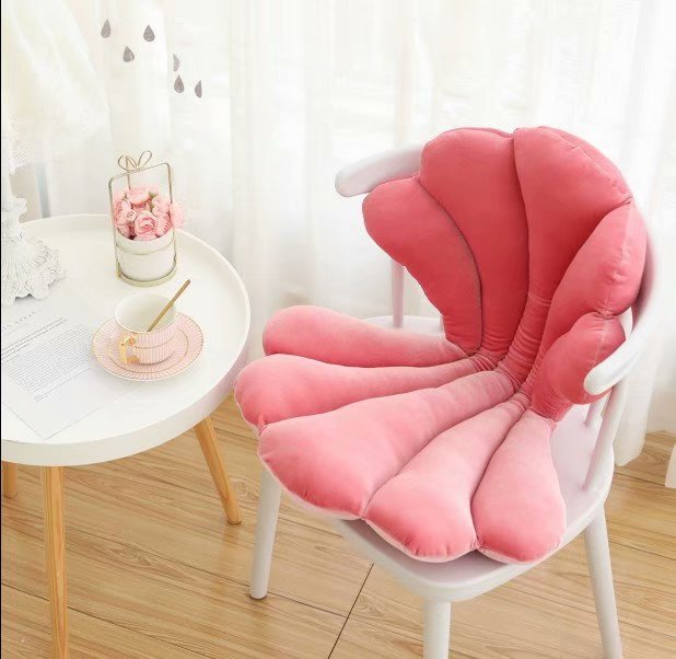 Luxurious Velvet Seal Shell Chair Cushion Unqiue Rose Seat Pillow Upscale Restaurant Chair Decor Girly Room Decorations