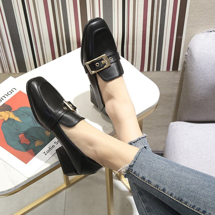 Leather shoe England style female 2020 spring new chic retro soft shoe buckle