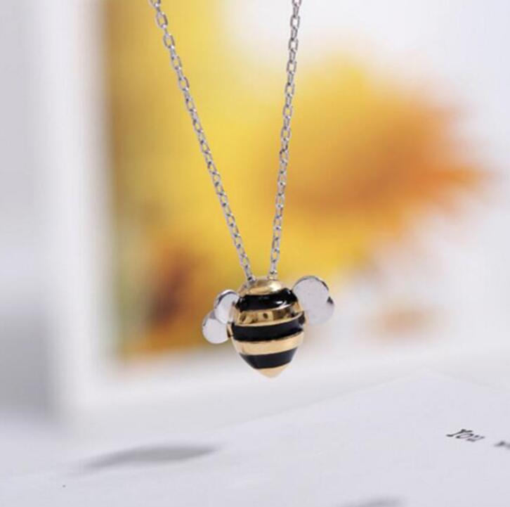 Korean fashion cute bee exquisite creative female personality pendant necklace